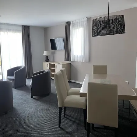 Résidence Le Portillo - Piscine - Pour 6 Personnes Mae-5163 *