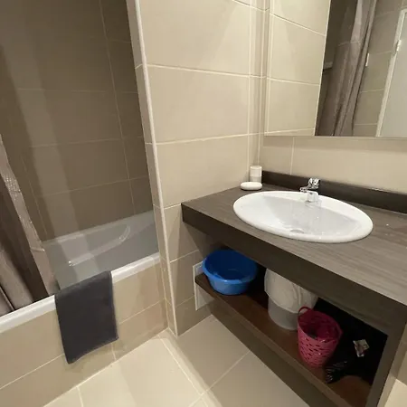 Résidence Le Portillo - Piscine - Pour 6 Personnes Mae-5163 * Eaux-Bonnes